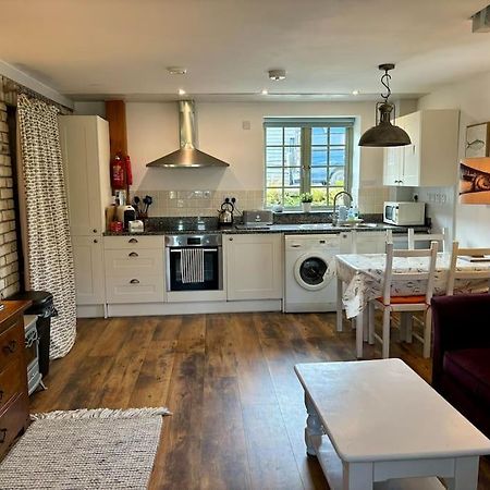 Little Bream - Pretty Cosy Cottage, Sea Views, Walk To The Beach Mawnan Smith Exterior foto